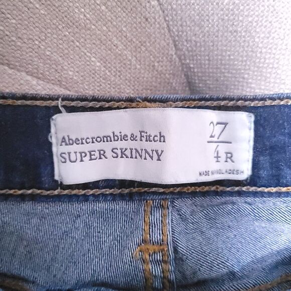 Abercrombie & Fitch Women’s Size 27/4R Denim Jeans Super Skinny Fit Mid Stretch - Picture 4 of 9